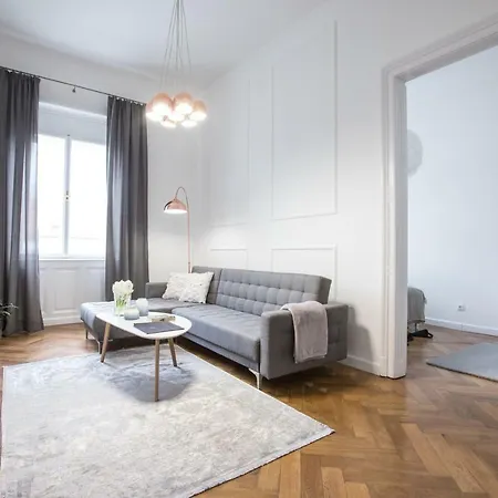 El Gusto Homes Town * Sopron
