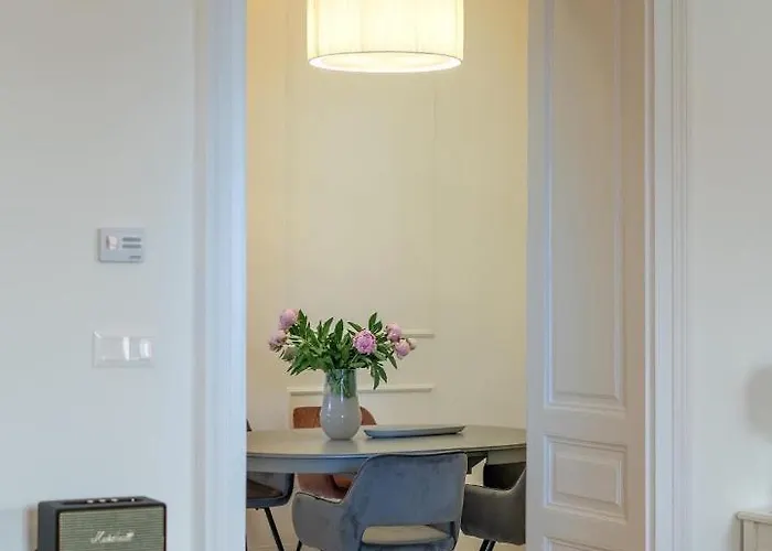 El Gusto Homes Town Appartement