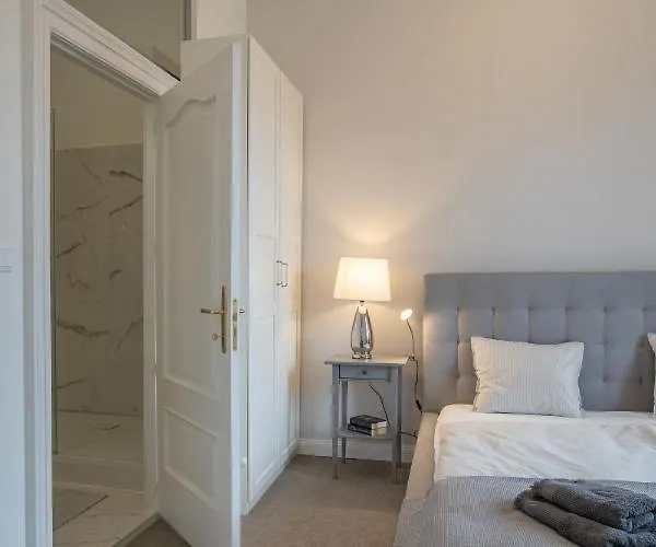 El Gusto Homes Town Sopron