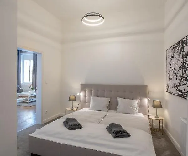 El Gusto Homes Town Appartement